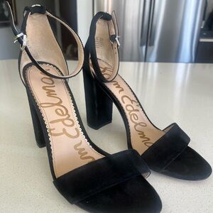 Sam Edelman 9.5 Yaro black suede heel with ankle strap